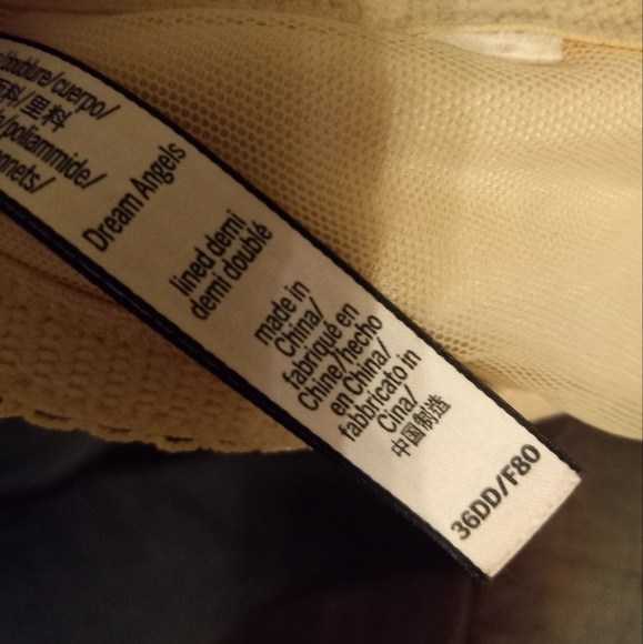 Like new Victoria secret velvet lace bra - Picture 7 of 10